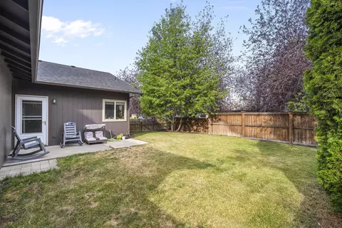 Exterior - 61210 Larkspur Loop, Bend, OR 97702 photo 3 of 6