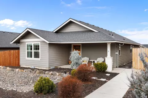 3467 W Antler Ave, Redmond, OR 97756
