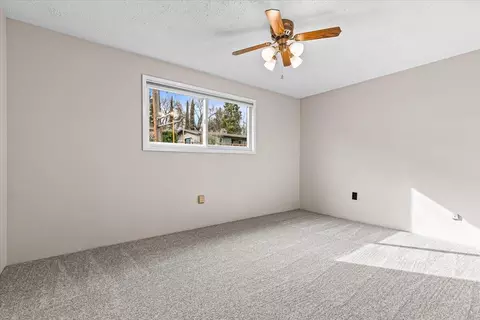 Bedroom - 401 Elm St, Phoenix, OR 97535 photo 1 of 6