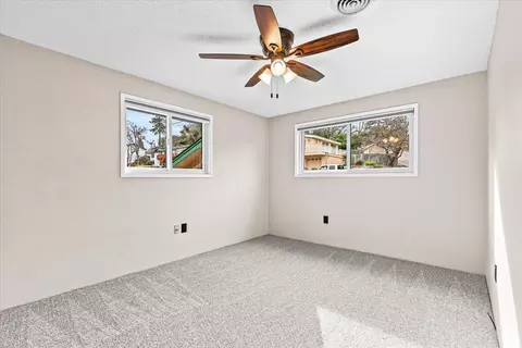 Bedroom - 401 Elm St, Phoenix, OR 97535 photo 3 of 6