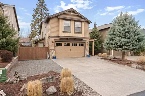 61163 Ambassador Dr, Bend, OR 97702
