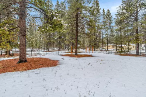 Exterior - 52351 Dustan Rd, La Pine, OR 97739 photo 8 of 11