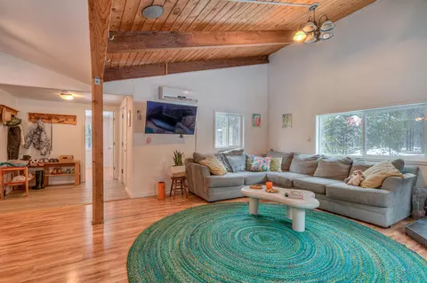 Living - 52351 Dustan Rd, La Pine, OR 97739 photo 1 of 3