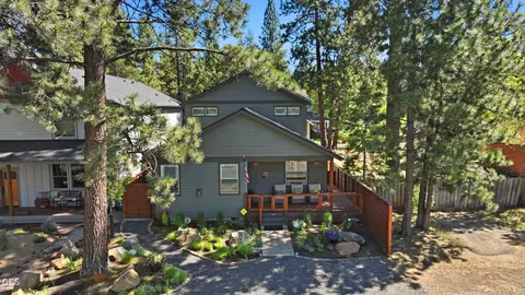 347 E Jefferson Ave, Sisters, OR 97759