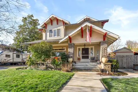610 S Holly St, Medford, OR 97501
