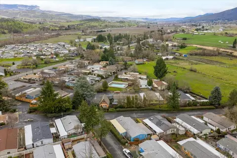 Undisclosed, Phoenix, OR 97535 photo 33
