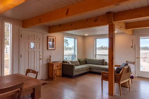 Entry Way - 9337 SW Willard Rd, Bend, OR 97701 photo 1 of 2