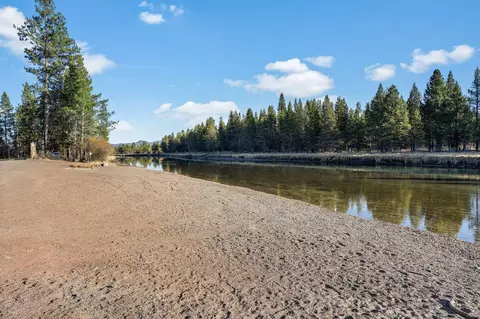 View/Area - 56585 Lunar Dr, Bend, OR 97707 photo 1 of 2