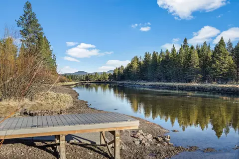 View/Area - 56585 Lunar Dr, Bend, OR 97707 photo 2 of 2
