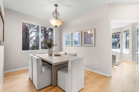 Dining - 61041 Chamomile Pl, Bend, OR 97702 photo 1 of 4