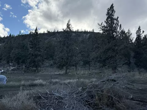 625 SW Crestview Rd, Prineville, OR 97754