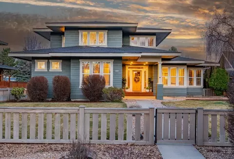 1008 NW 15th St, Redmond, OR 97756