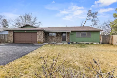 4332 Meadows Dr, Klamath Falls, OR 97603