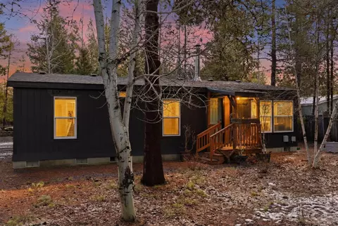 55818 Black Duck Rd, Bend, OR 97707
