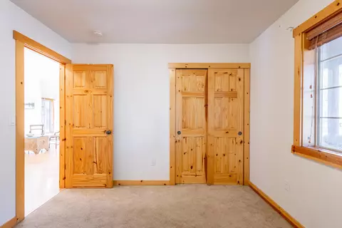 Bedroom - 55595 Wagon Master Way, Bend, OR 97707 photo 4 of 5