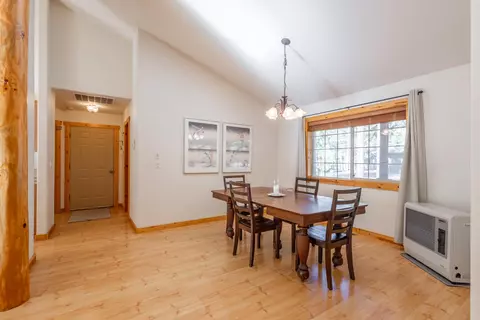 Dining - 55595 Wagon Master Way, Bend, OR 97707 photo 1 of 1