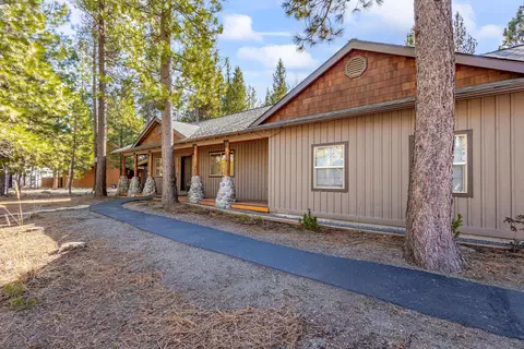 Exterior - 55595 Wagon Master Way, Bend, OR 97707 photo 7 of 7