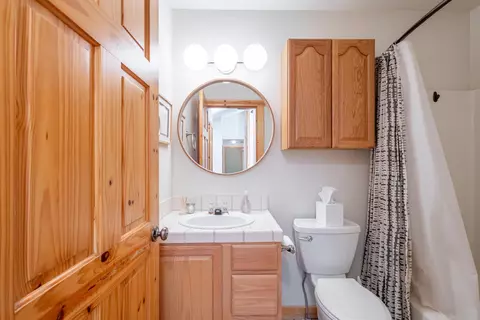Bath - 55595 Wagon Master Way, Bend, OR 97707 photo 1 of 1