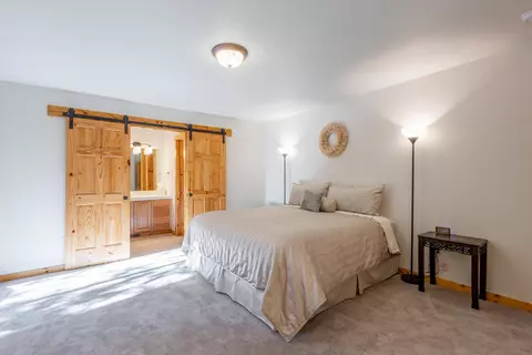 Bedroom - 55595 Wagon Master Way, Bend, OR 97707 photo 1 of 5