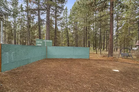 Exterior - 17039 Cooper Dr, Bend, OR 97707 photo 10 of 15