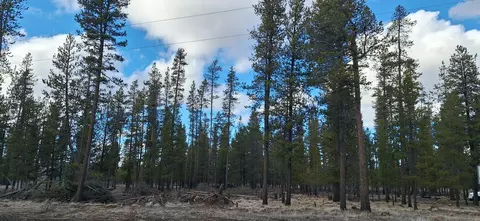 sun forest drive, La Pine, OR 97739