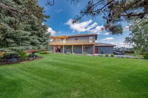 Exterior - 21445 Bradetich Loop, Bend, OR 97701 photo 2 of 6