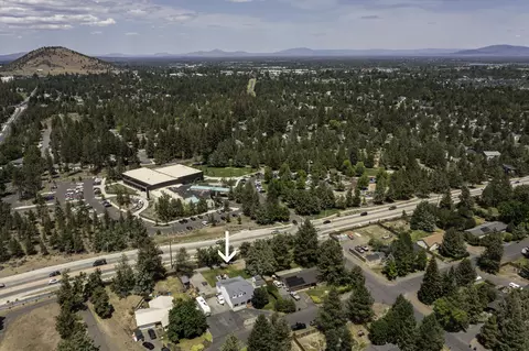 View/Area - 61585 E Lake Dr, Bend, OR 97702 photo 2 of 5