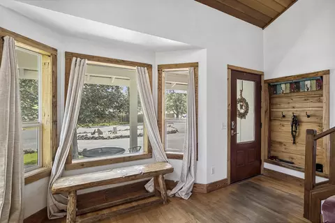 Entry Way - 61585 E Lake Dr, Bend, OR 97702 photo 1 of 1