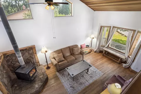 Living - 61585 E Lake Dr, Bend, OR 97702 photo 3 of 3