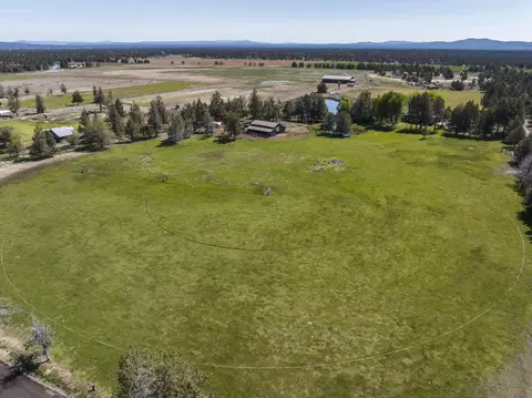 View/Area - 61212 Obernolte Rd, Bend, OR 97701 photo 4 of 6