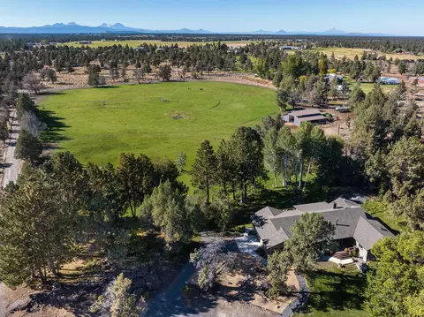 View/Area - 61212 Obernolte Rd, Bend, OR 97701 photo 1 of 6