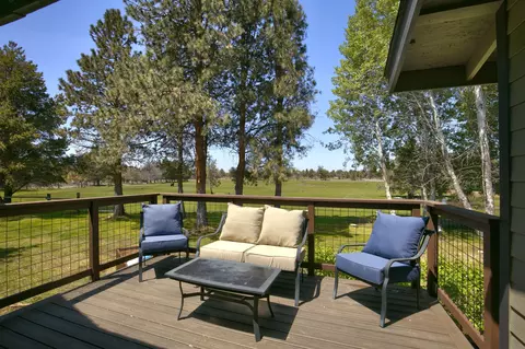 Exterior - 61212 Obernolte Rd, Bend, OR 97701 photo 5 of 17