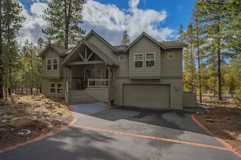 57731 Wallowa Loop #12, Sunriver, OR 97707