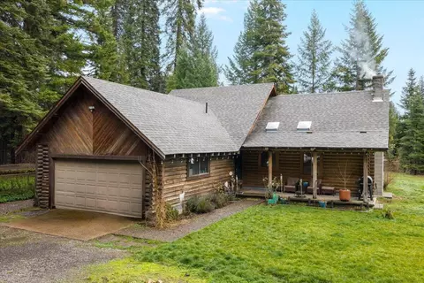 48 Mill Creek Dr, Prospect, OR 97536