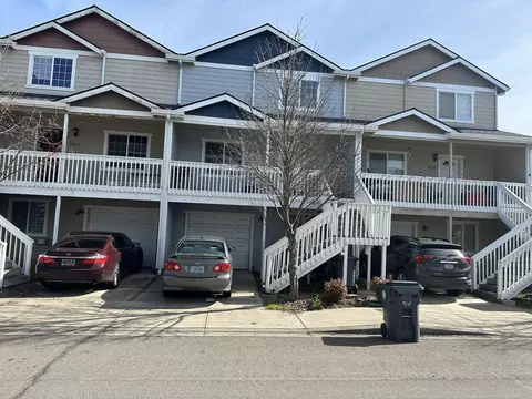 7880 Jacqueline Way, White City, OR 97503