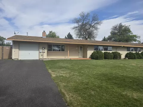10631 Kincheloe Ave, Klamath Falls, OR 97603