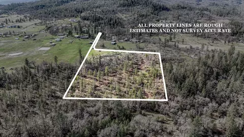 506 Greenleaf Dr, Eagle Point, OR 97524 photo 3