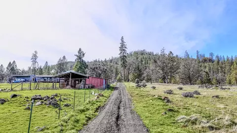 506 Greenleaf Dr, Eagle Point, OR 97524 photo 22