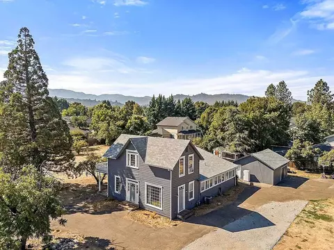 1007 Garfield St, Medford, OR 97501