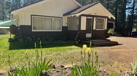 26705 Hotchkiss Dr, Klamath Falls, OR 97601