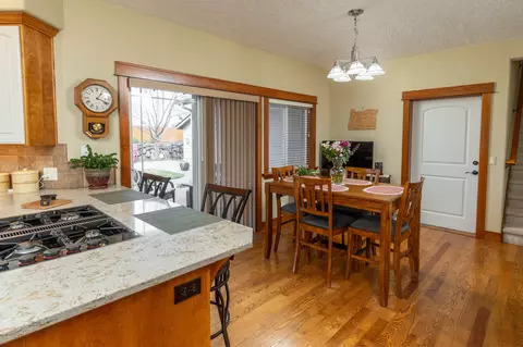Entry Way - 3343 NE Stonebrook Loop, Bend, OR 97701 photo 2 of 3