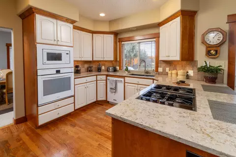 Kitchen - 3343 NE Stonebrook Loop, Bend, OR 97701 photo 1 of 1