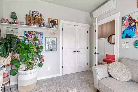 Entry Way - 248 Christopher Way, Talent, OR 97540 photo 3 of 3