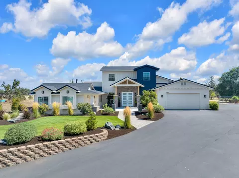Exterior - 21483 Bunchgrass Ct, Bend, OR 97701 photo 3 of 25