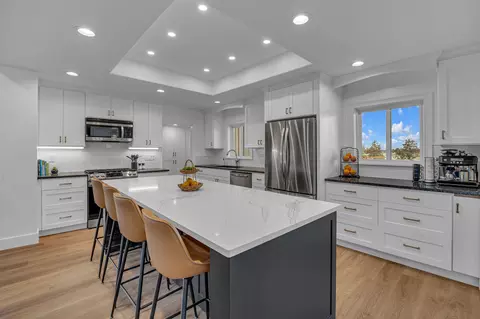 Kitchen - 21483 Bunchgrass Ct, Bend, OR 97701 photo 1 of 4