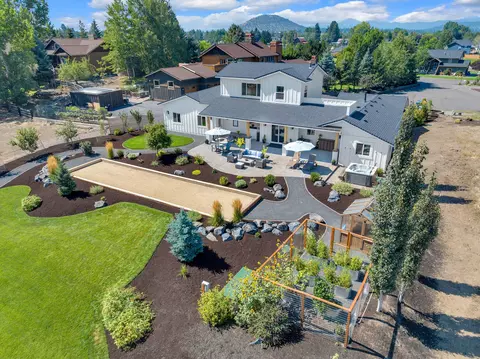 21483 Bunchgrass Ct, Bend, OR 97701
