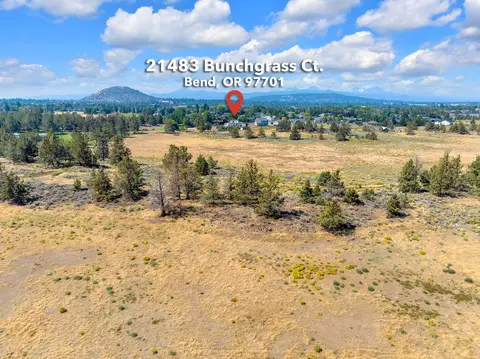 View/Area - 21483 Bunchgrass Ct, Bend, OR 97701 photo 4 of 5