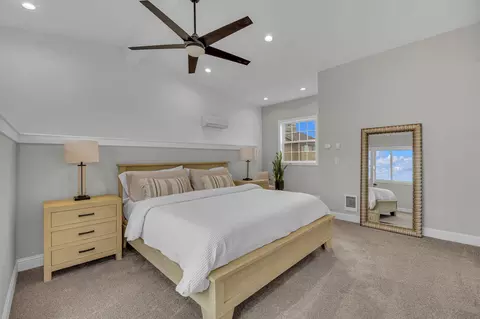 Bedroom - 21483 Bunchgrass Ct, Bend, OR 97701 photo 3 of 4