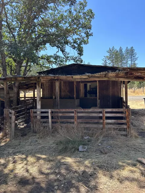 5845 Rhodes Ln, Eagle Point, OR 97524 photo 11
