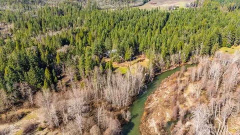 9439 Holland Loop Rd, Cave Junction, OR 97523 photo 5